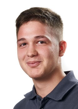 Azubi Pavlos Gkegkas Azubi Pavlos Gkegkas
